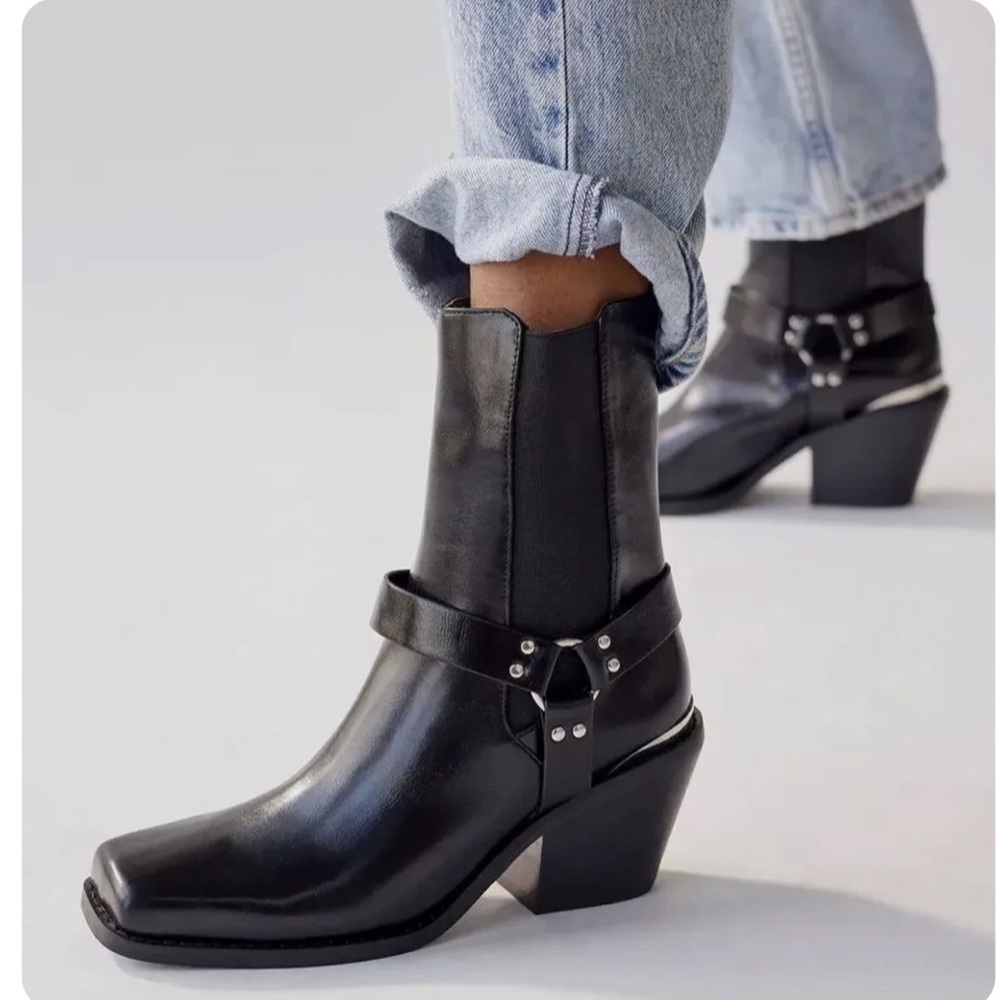 UO Lola square toe boots